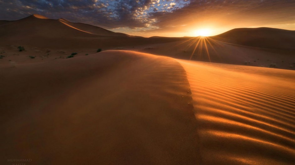 沙漠沙丘风光精美桌面壁纸