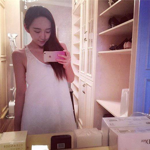 非主流有爱美女大图片