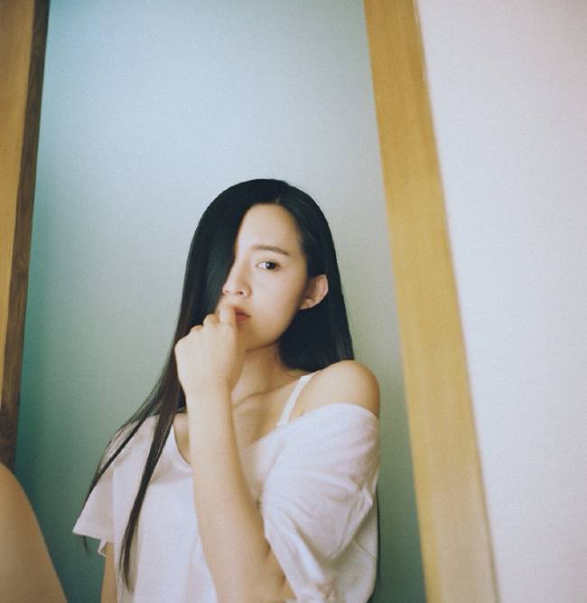 陈丹婷时尚纯美迷人生活自拍照