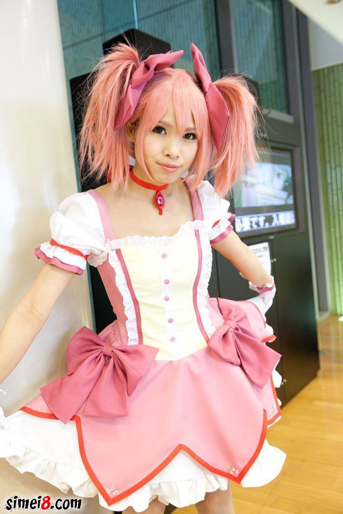 甜美可人的cos二次元公主图片