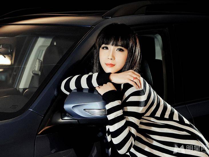 中国内地女演员方安娜代言汽车广告