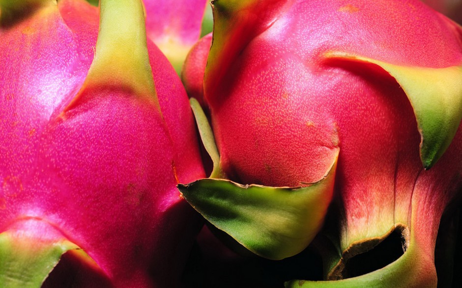 新鲜可口火龙果沙拉高清大图壁纸