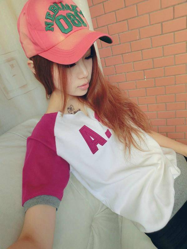 俏皮可爱的非主流女生图片欣赏