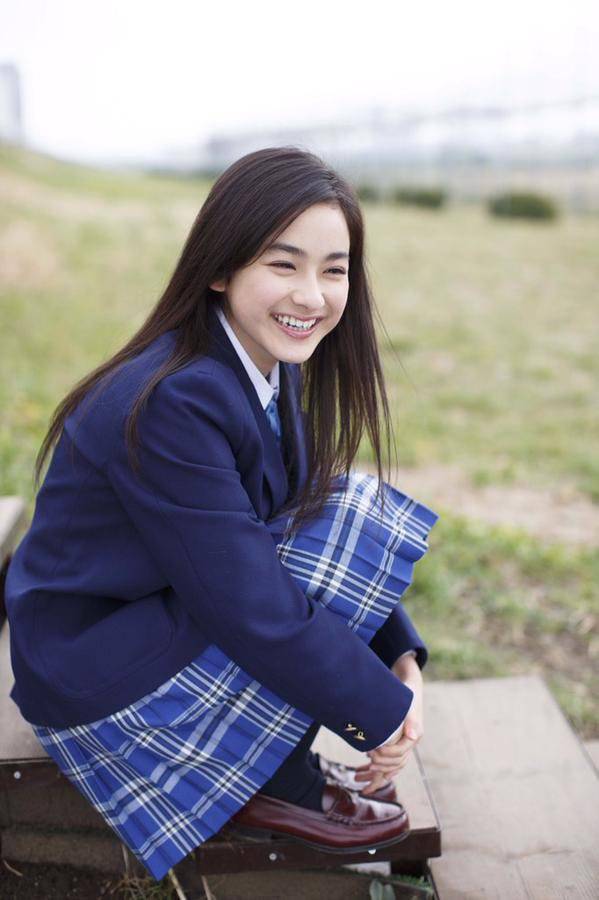 日本治愈系美女平祐奈魅力十足