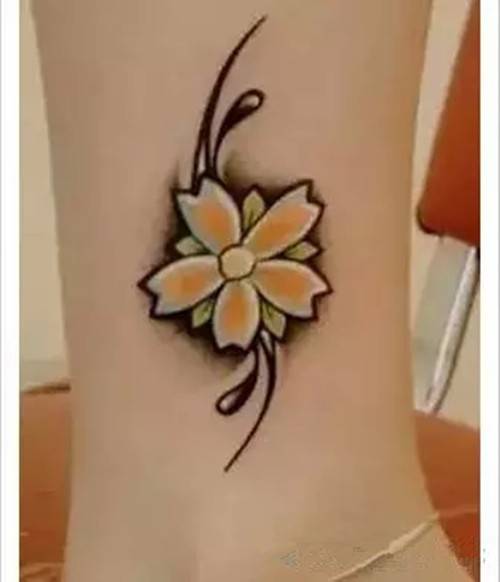 女生彩绘樱花纹身图案大全