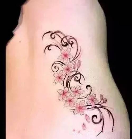 女生彩绘樱花纹身图案大全