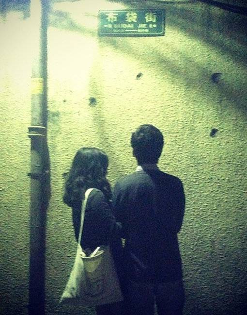 情侣浪漫唯美图片素材 两张