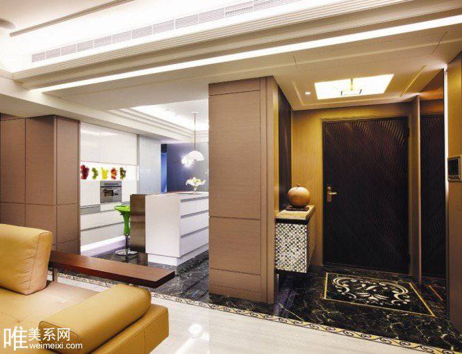 低调时尚个性奢华套房设计效果图