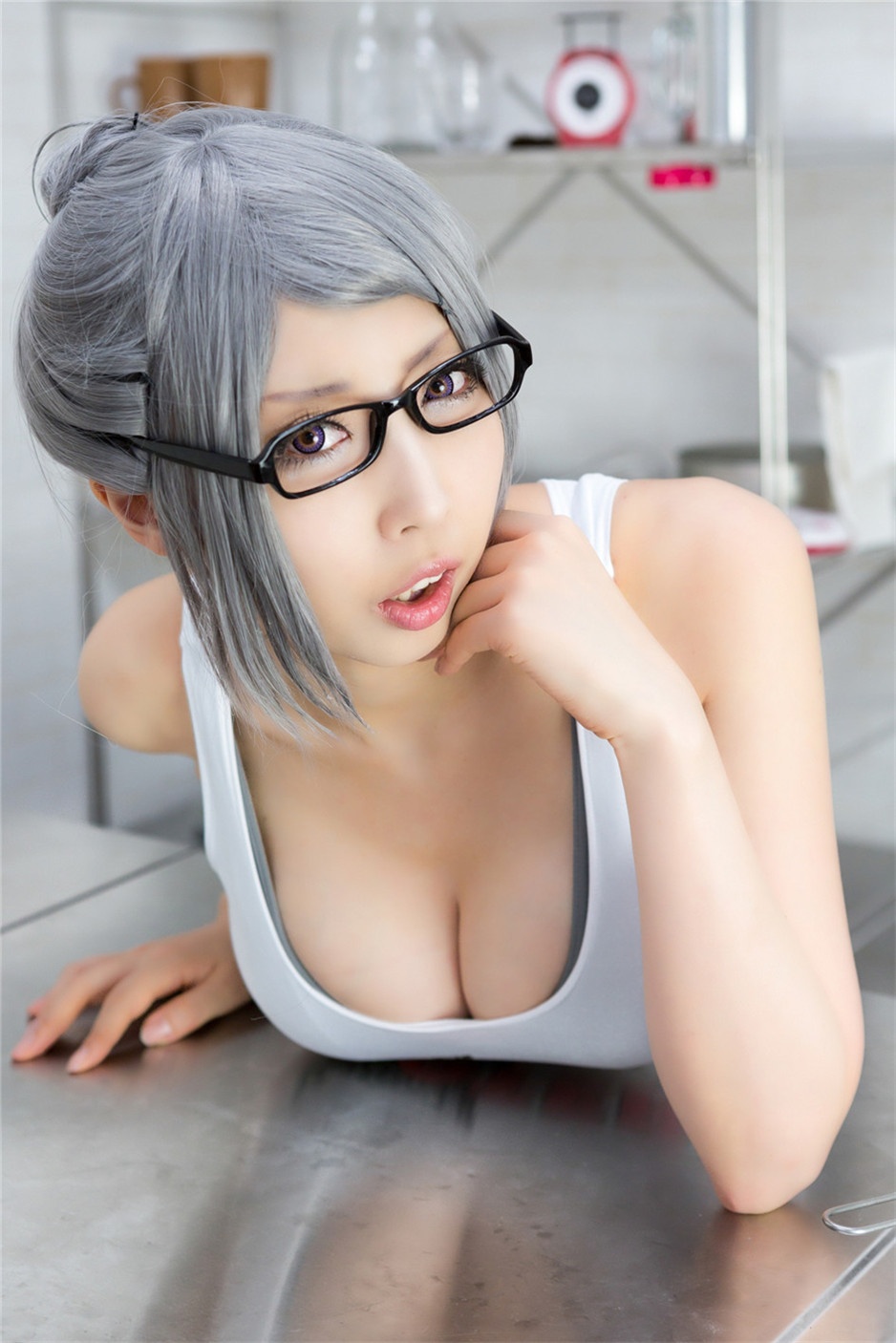 中国童颜巨乳网红妹子性感居家写真