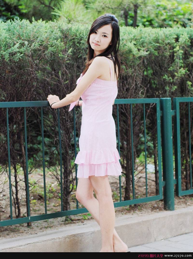 推女神程彤颜长发飘飘唯美私房照