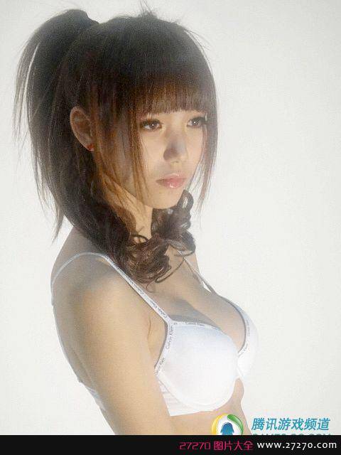 白嫩系类 甜美美女迷人诱惑COS