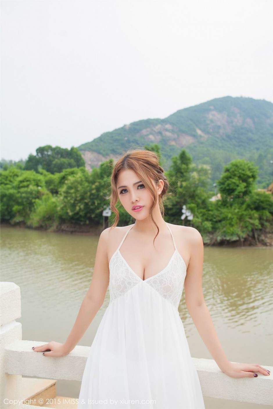 极品美女妍妍Yanyan丰满上围夺人眼球