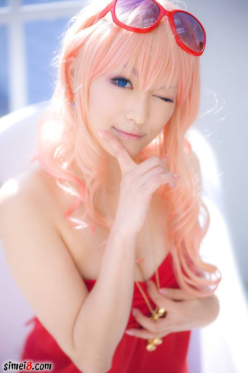 cosplay美女的性感爆乳个人秀