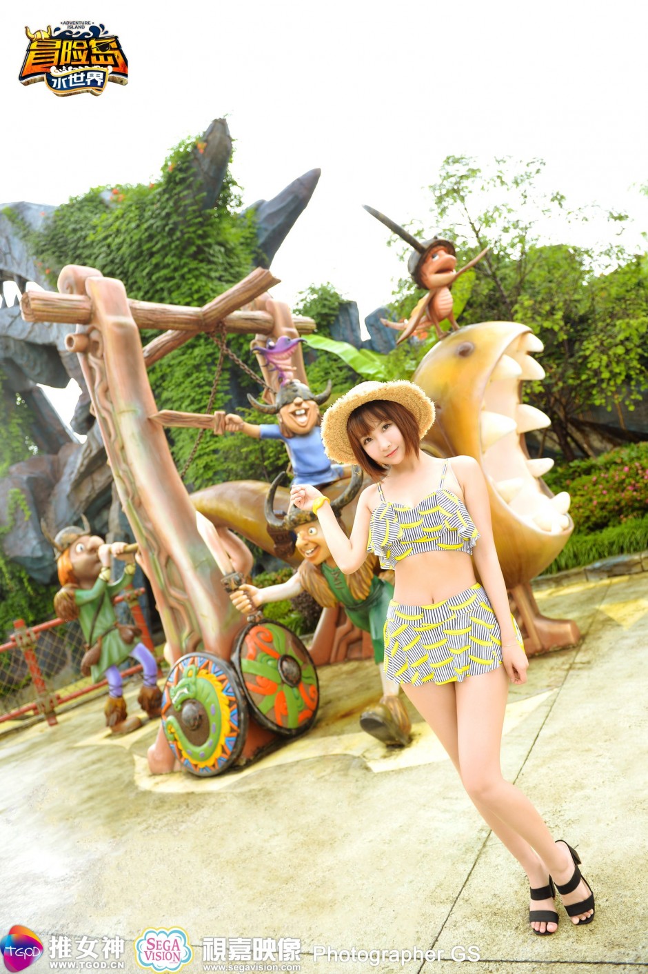 性感女神让人垂涎欲滴夏日清凉写真