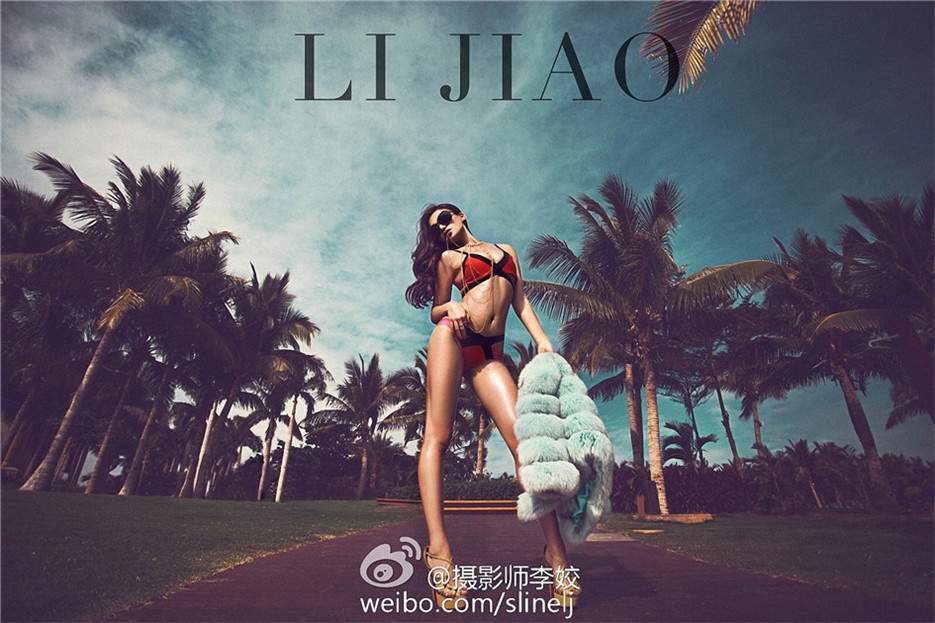 美空模特韩昕怡沙滩湿身性感写真