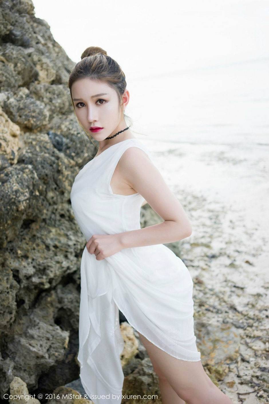 性感女神于姬Una撩人心扉沙滩写真