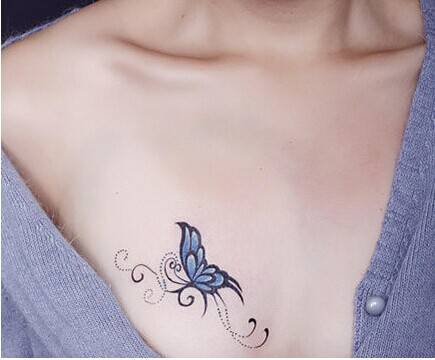 女生胸部蝴蝶纹身图案唯美清新