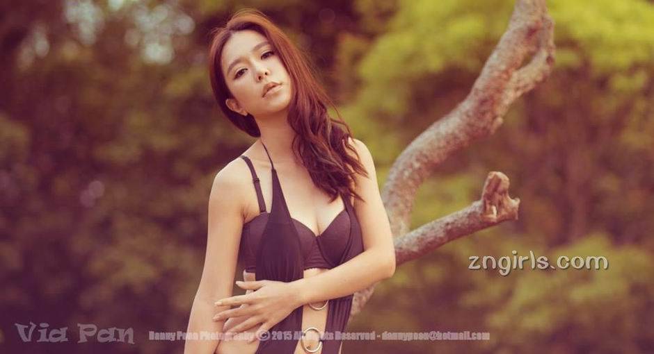 最近很红的网拍模特潘维亚写真合辑