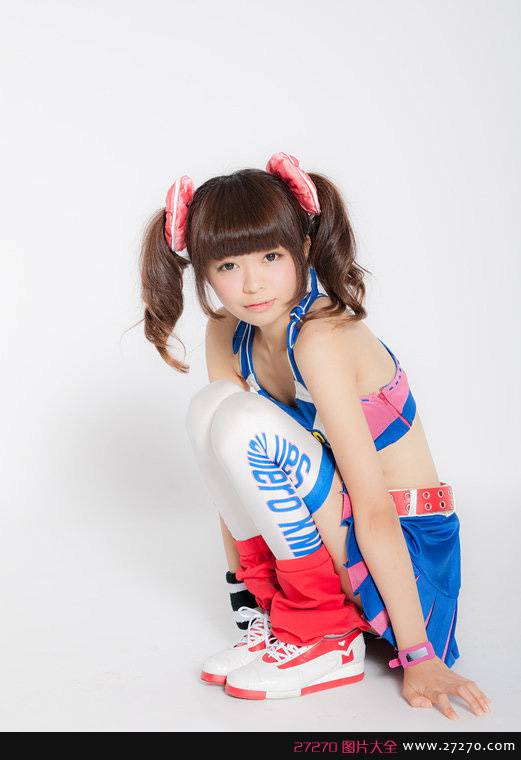 性感萌妹子的可爱甜蜜COS