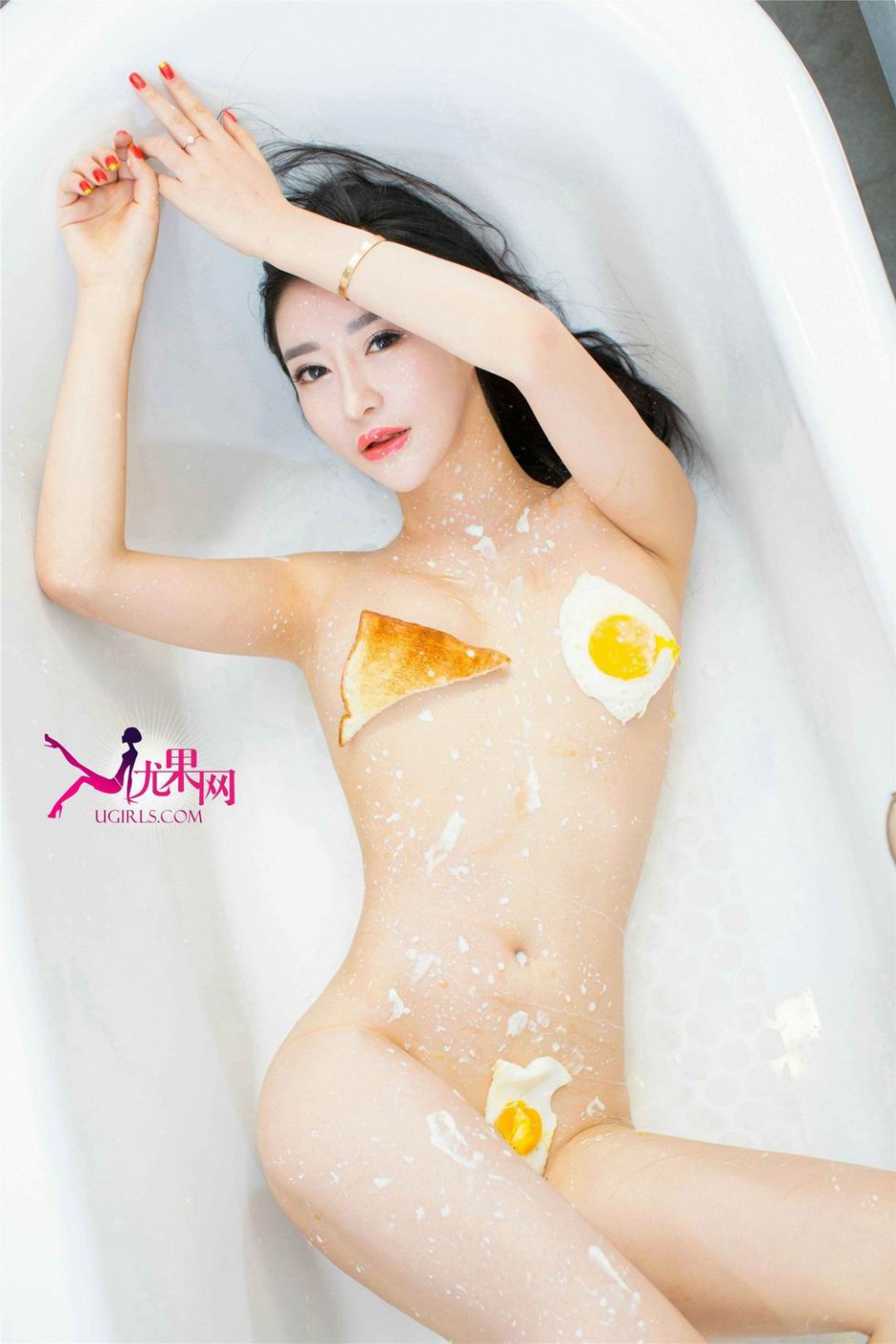 尤果网御姐佟蔓大秀翘臀好身材