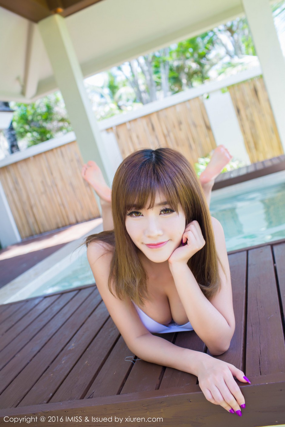 90后比基尼美眉程小烦不烦户外旅拍写真