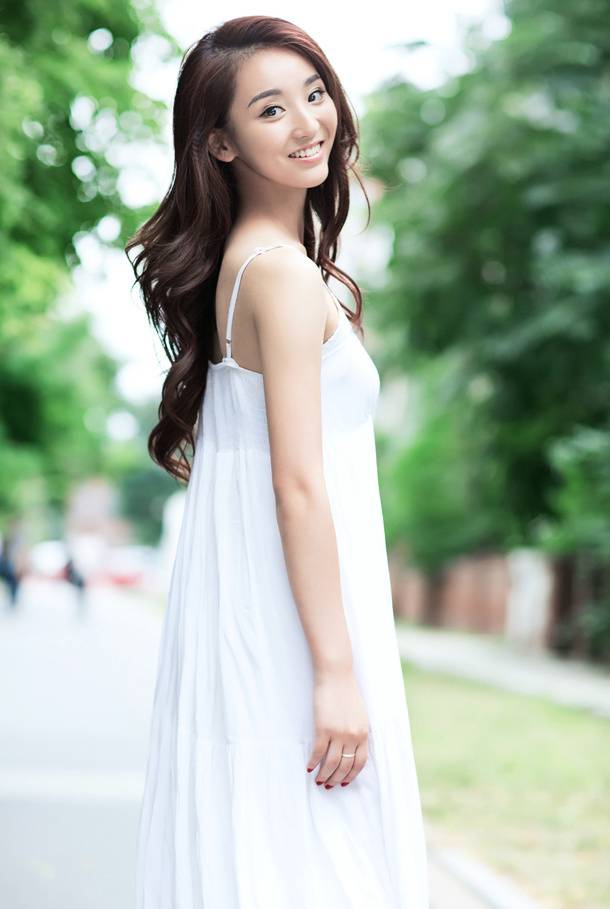 褚萌琦初夏小清新治愈系唯美外拍