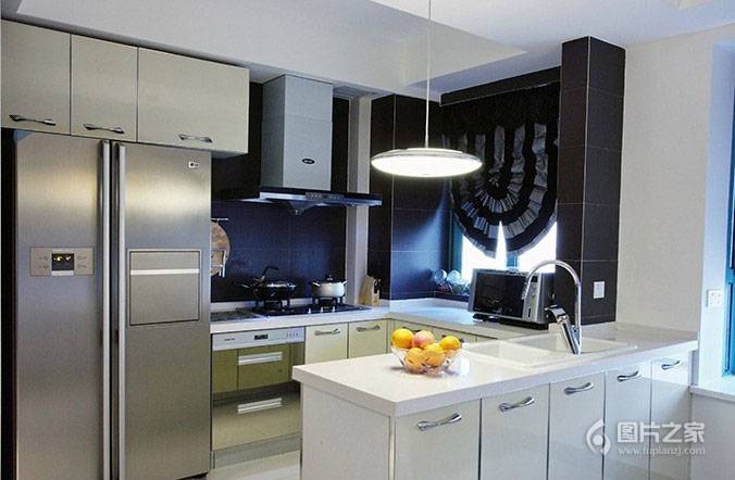 开放式欧式温馨厨房装修效果图欣赏