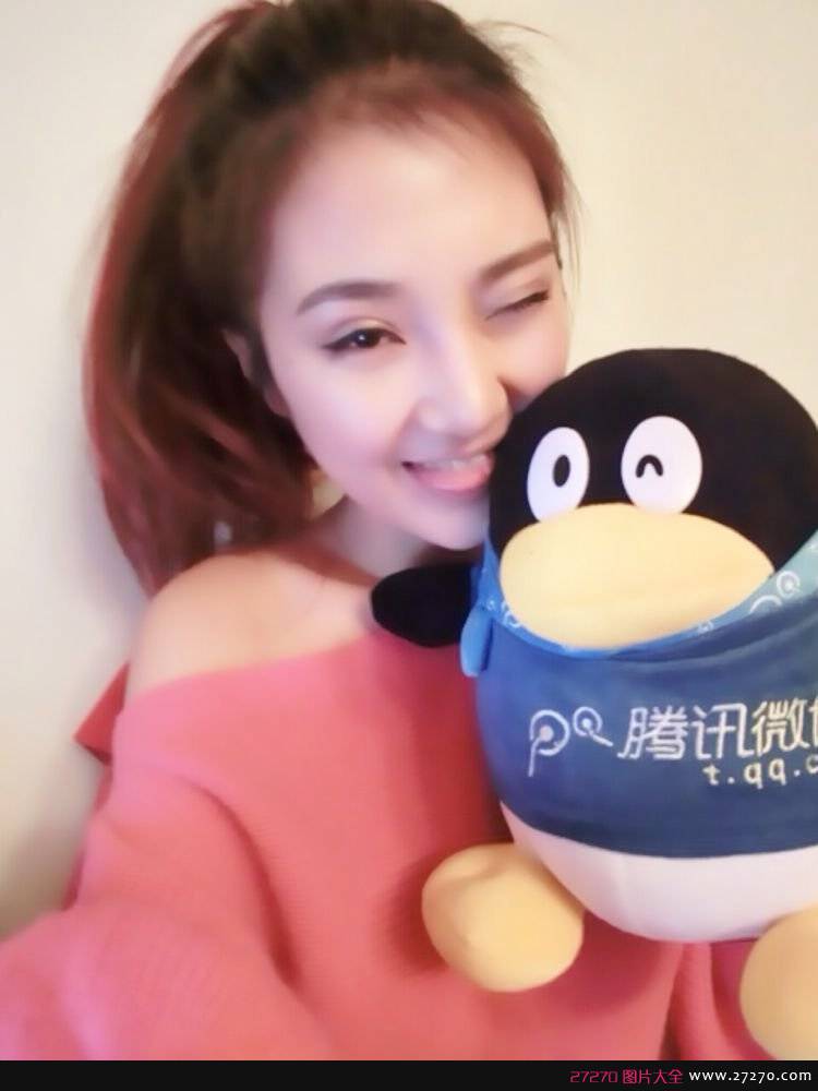 篮球女神的优雅COS
