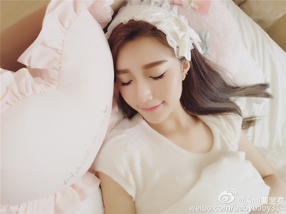 平面模特曹莹雯Ami微博私房美图