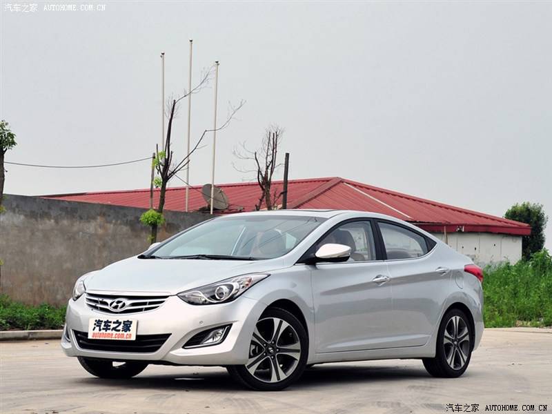 现代 朗动 2012款 1.6L 自动领先型 车身外观