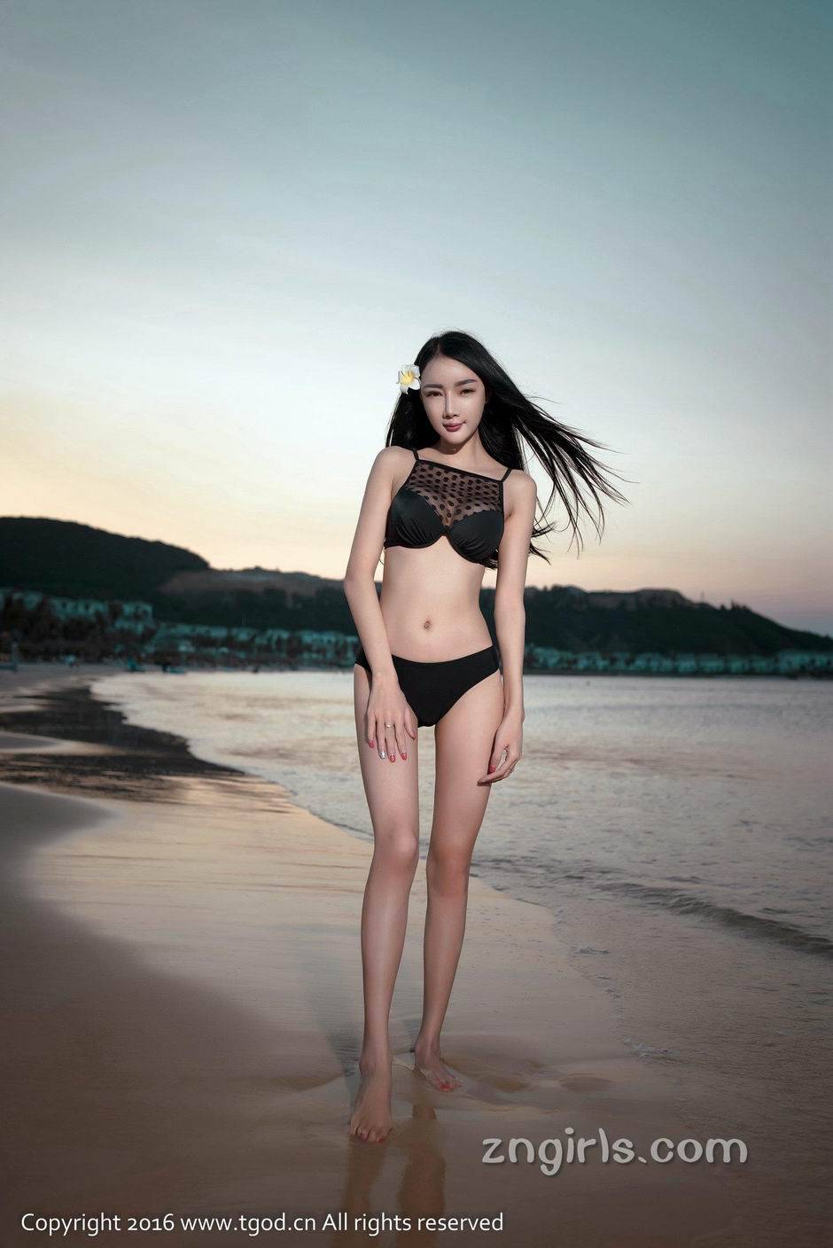 性感尤物诱惑美女婕西儿jessie唯美旅拍写真