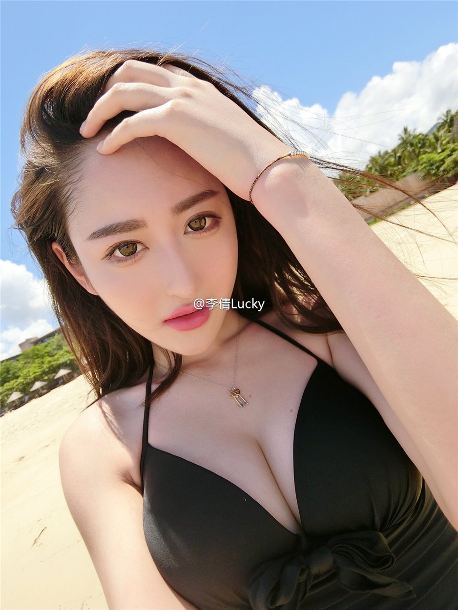 中国90后模特李倩Lucky比基尼美照