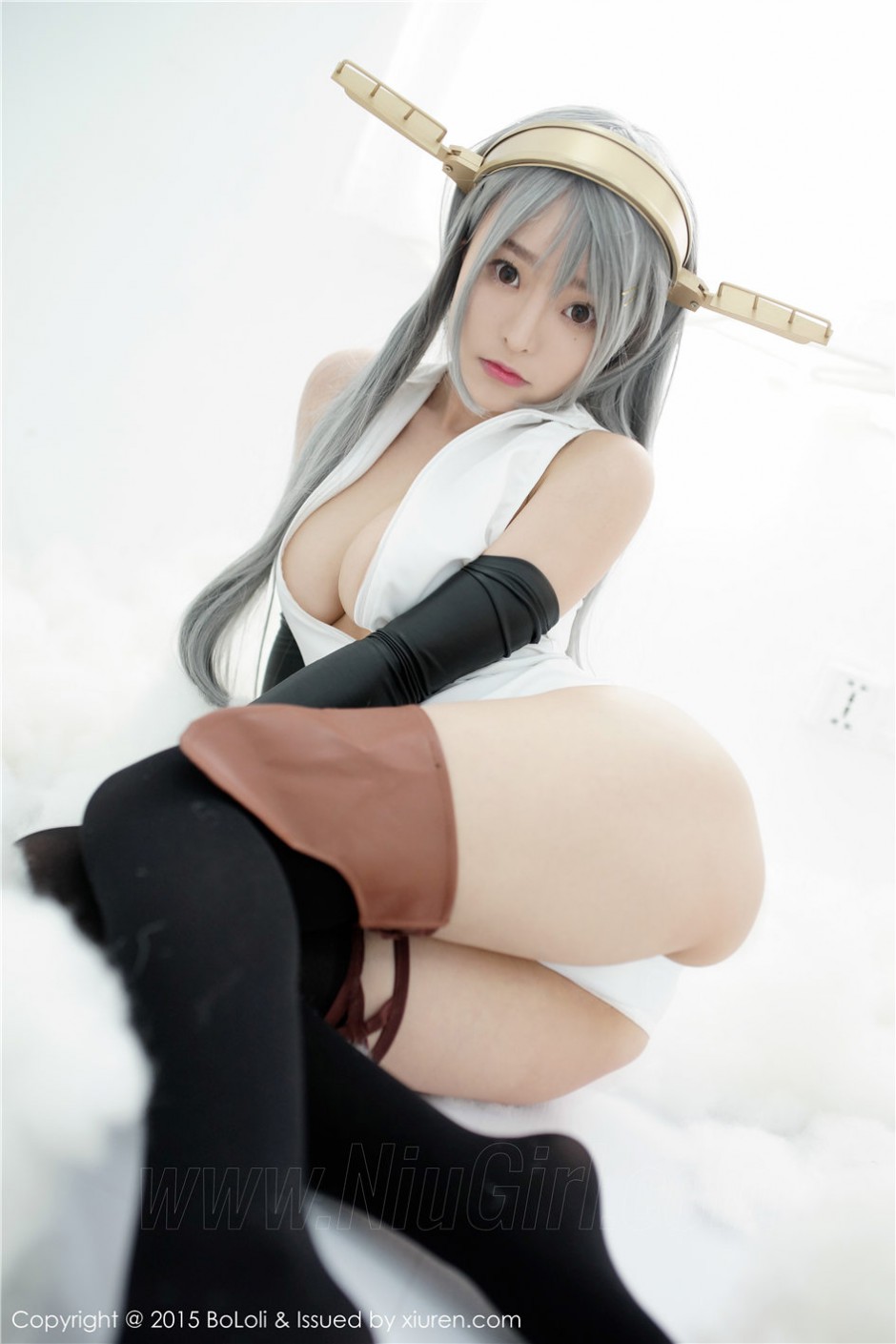 爆乳美女柳侑绮诱惑高清cosplay图片