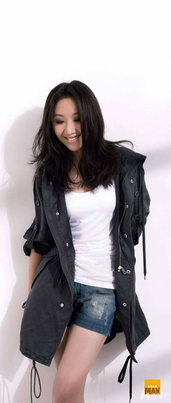 中国好声音孟楠飘逸长发女人味十足