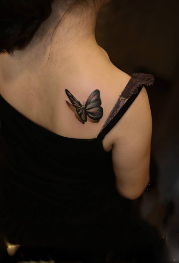 唯美艺术蝴蝶纹身图片