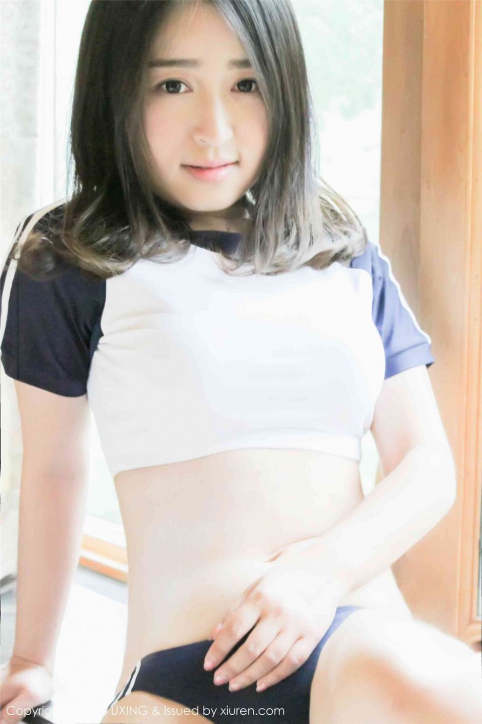 优星馆养眼美女煊煊sunny学生制服诱惑写真