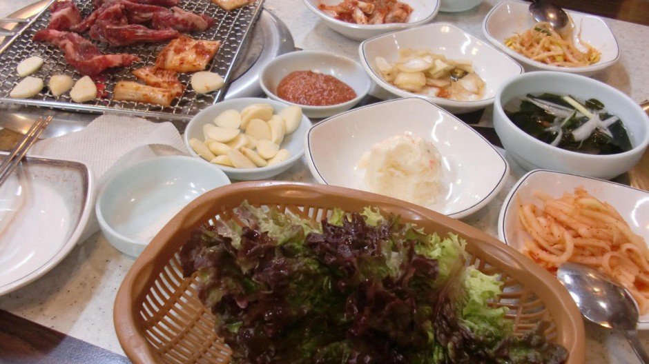 装韩国料理食物壁纸