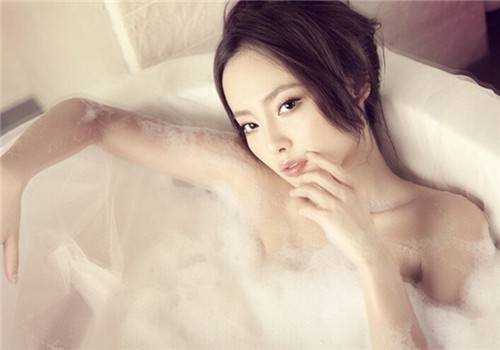 爱笑的唯美校花女生图片大全