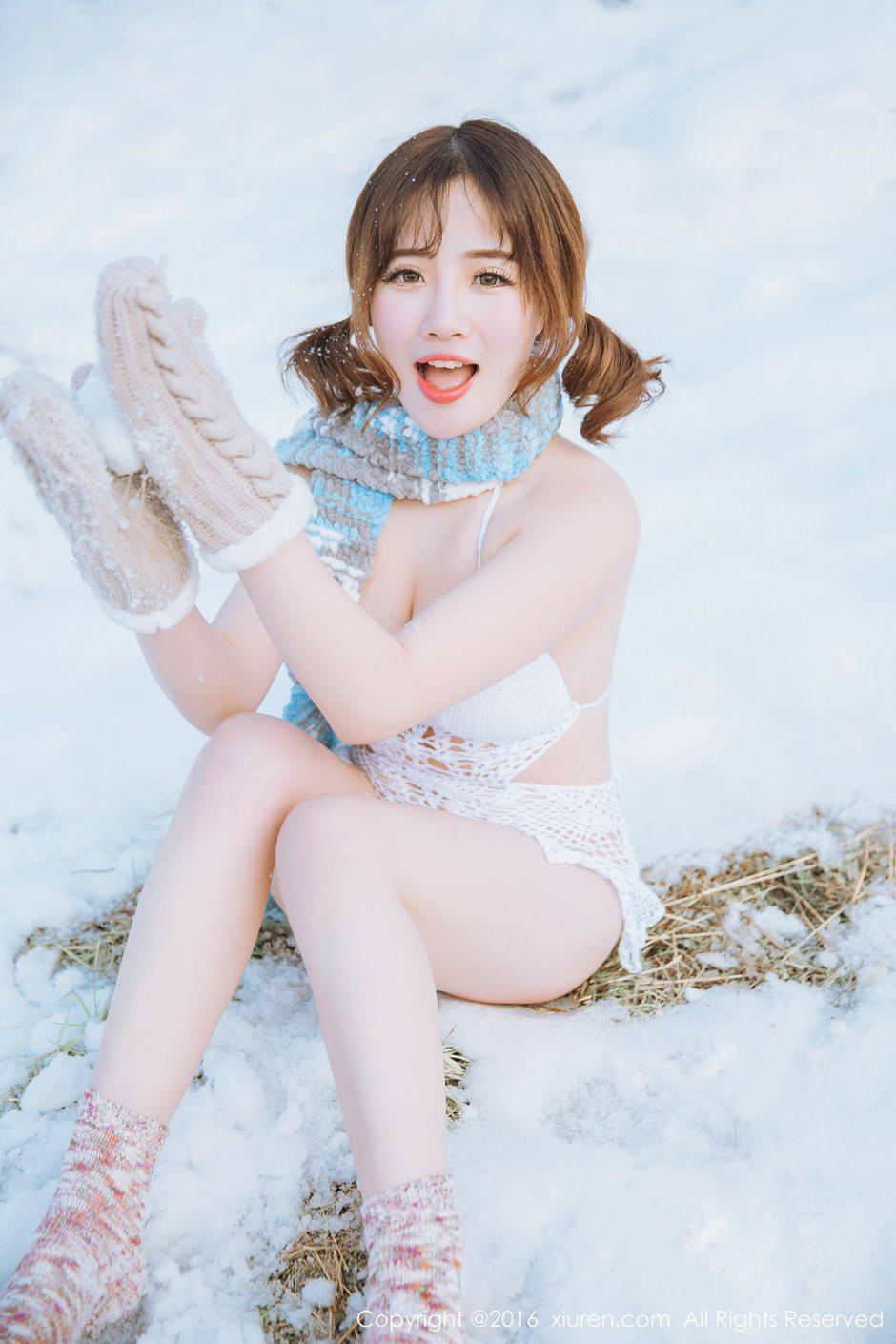 超漂亮可爱美少女徐cake冬日雪地写真