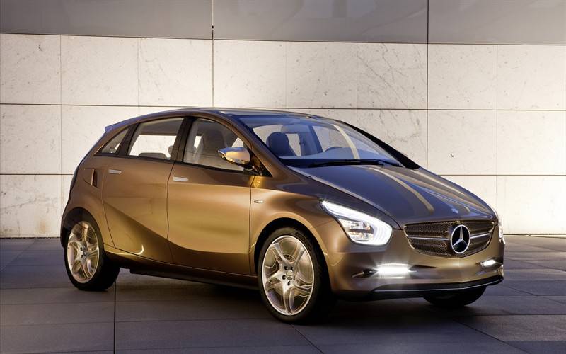 奔驰家用轿车高清图片