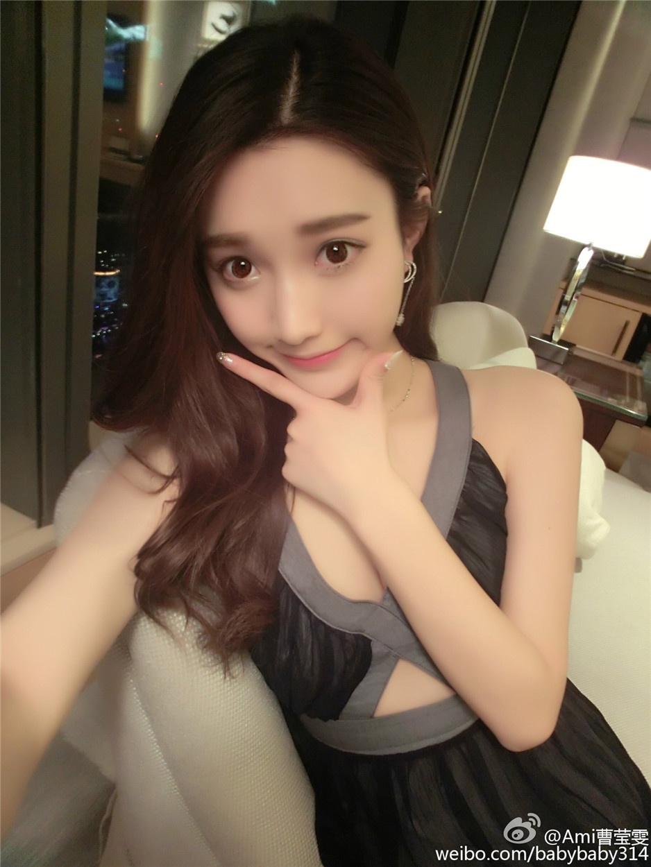 平面模特曹莹雯Ami微博私房美图