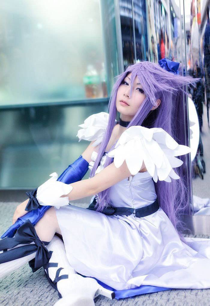 梦幻cos紫色飘逸动漫少女