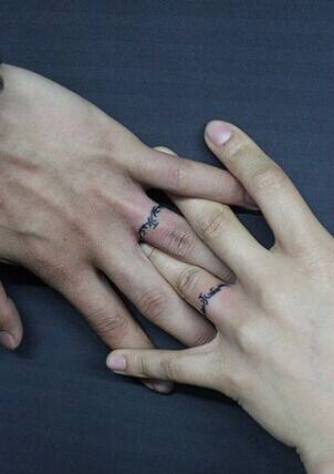 情侣手指戒指纹身图案大全可爱甜蜜