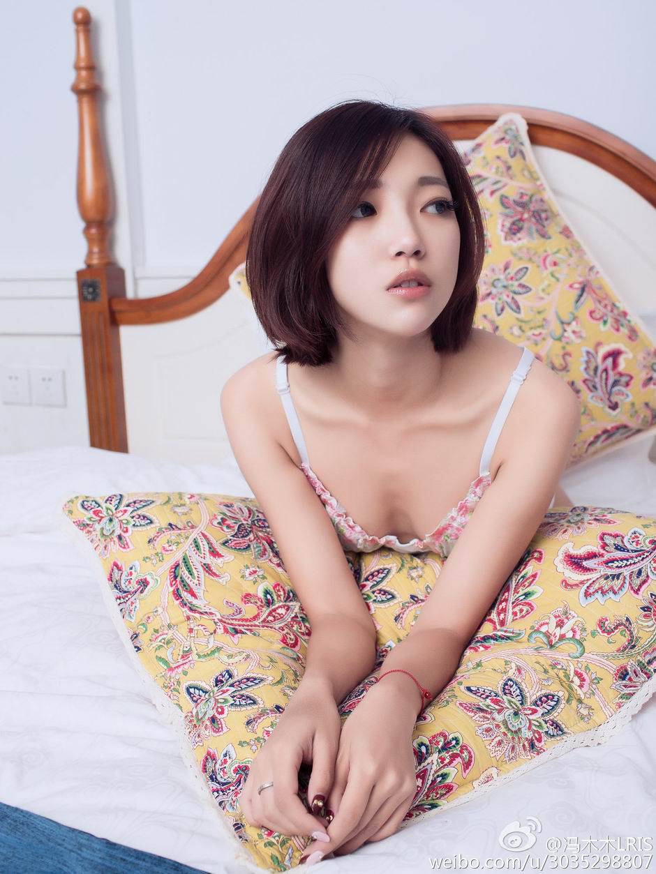 模特冯木木LRIS大尺度私房写真照