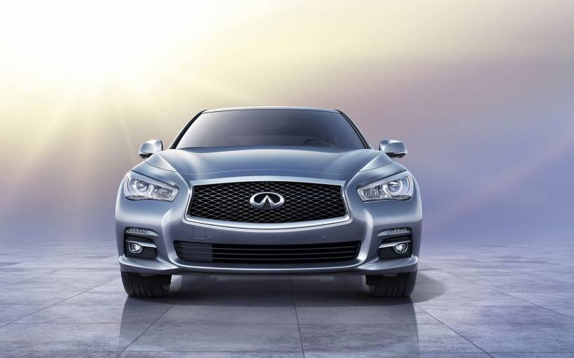 2014款英菲尼迪Q50轿车震撼新图