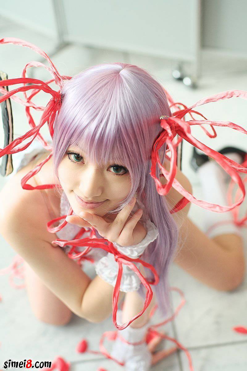 cosplay图片紫色头发的萌妹子一枚