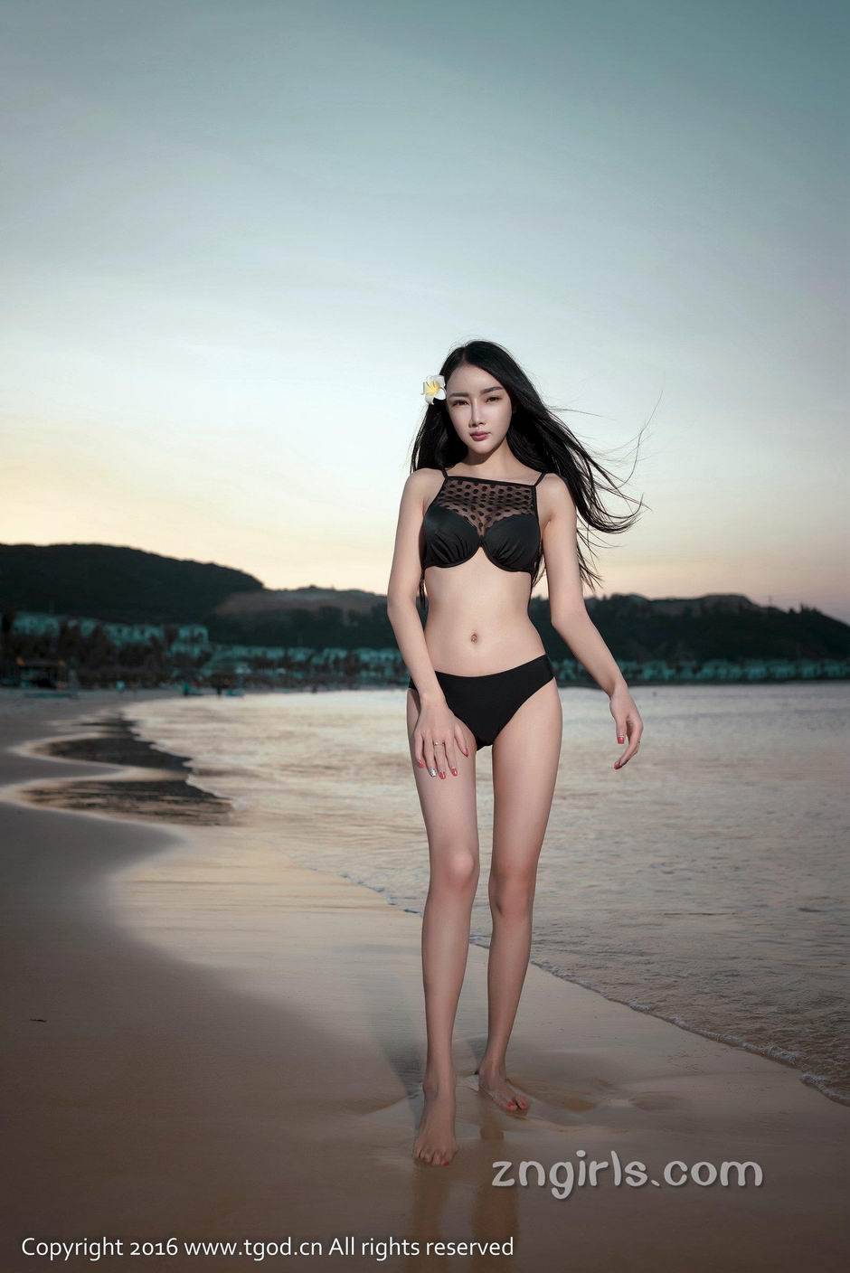 性感尤物诱惑美女婕西儿jessie唯美旅拍写真