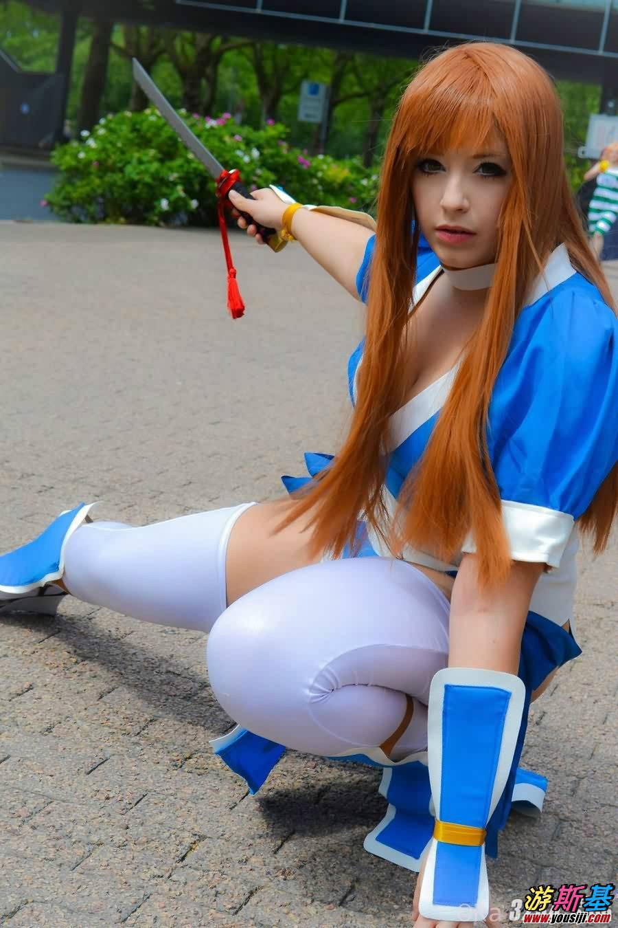 外国丰满美女cosplay独特魅力高清图