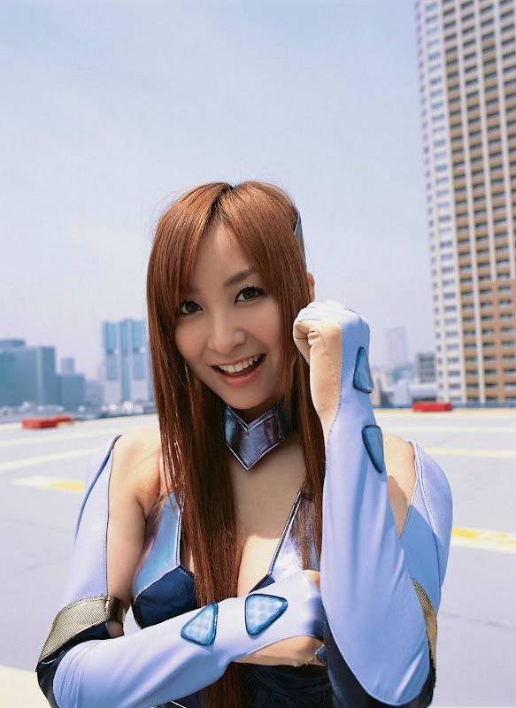 日本甜美少女COS《铁腕巴迪》太空女警写真
