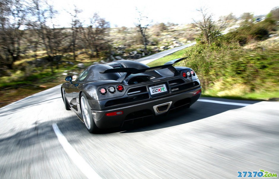 贴地飞行的加速魅惑